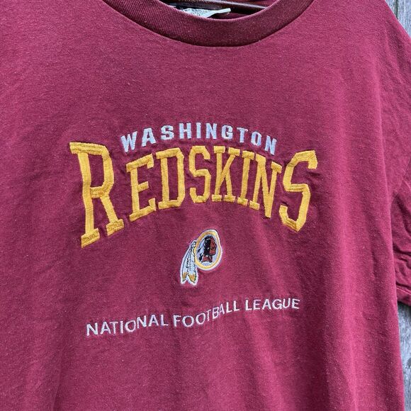 NUTMEG x LEE SPORTS VINTAGE 90s Washington Redskins Embroidered Logo Tee- Large - Picture 2 of 10
